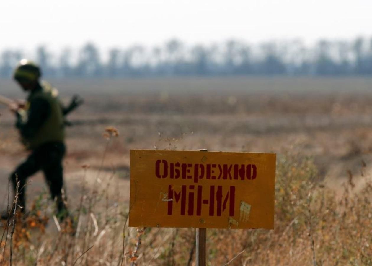 На оставленной врагом Киевщине фиксируют минирование территории и домов местных жителей