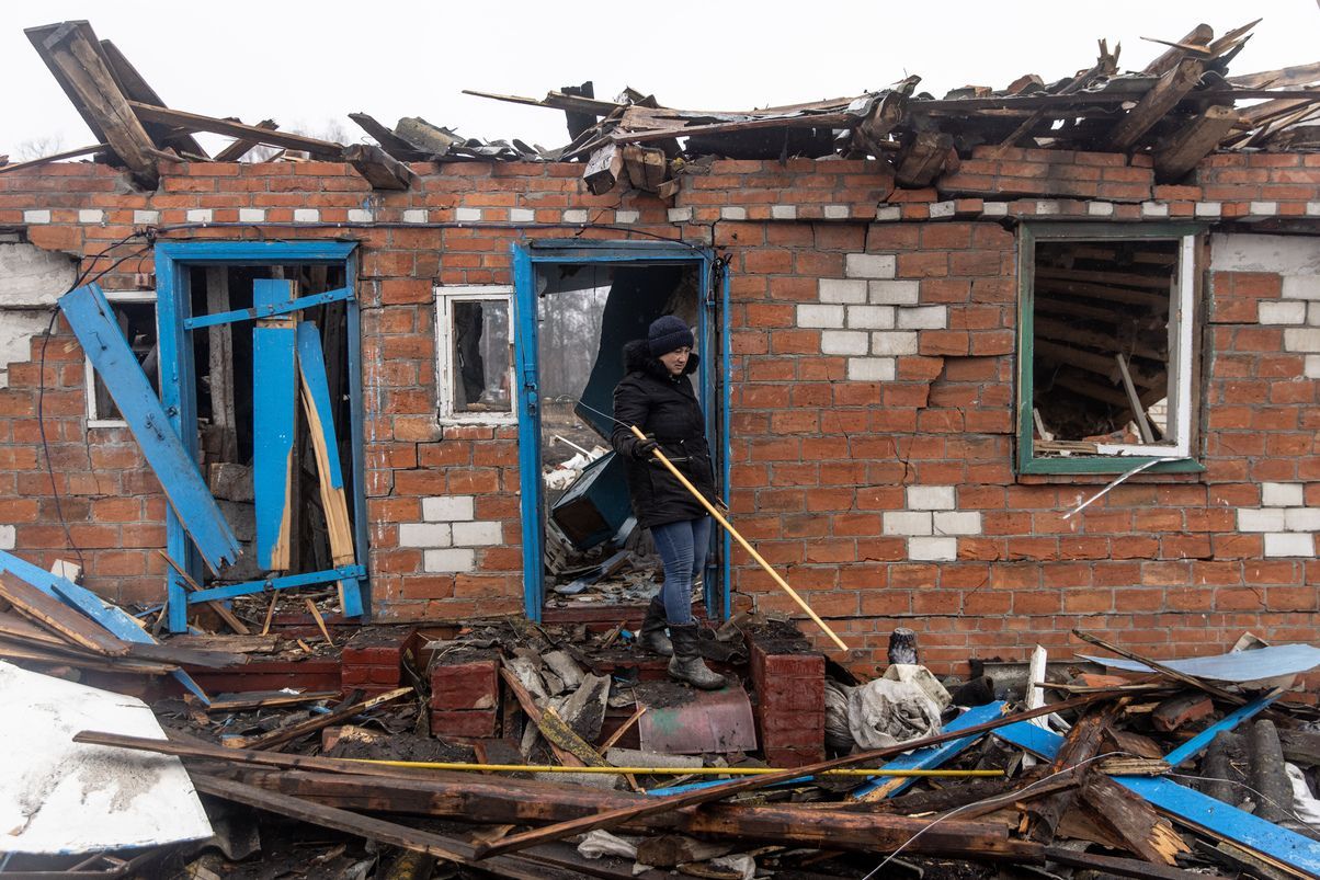 У ДСНС показали, як рятувальникам доводилось працювати в захопленому Тростянці - 24 Канал