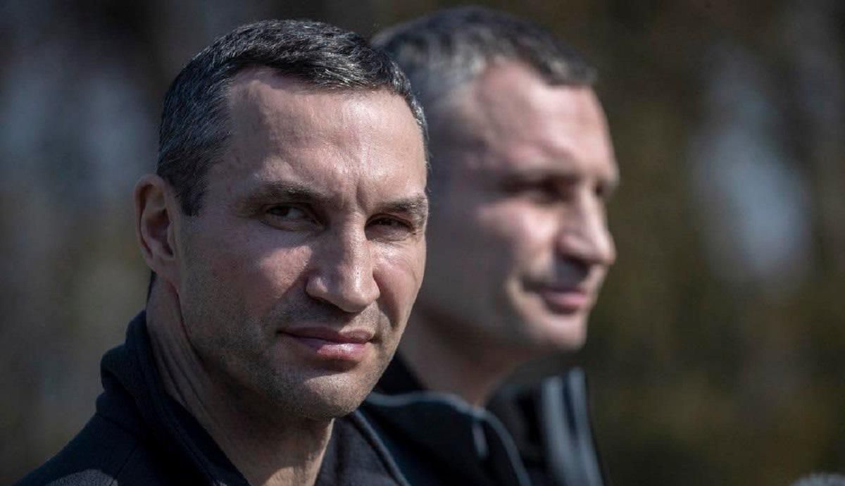 Володимир Кличко поїхав до Німеччини на перемовини щодо надання підтримки Україні Володимир Кличко поїхав до Німеччини на перемовини щодо надання підтримки Україні