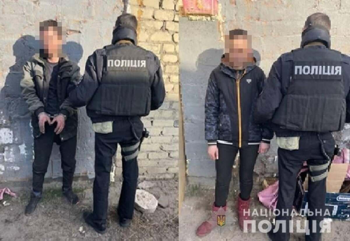 В Киеве трое злоумышленников обокрали почтовый склад почти на миллион гривен - 24 Канал В Киеве трое злоумышленников обокрали почтовый склад почти на миллион гривен - 24 Канал