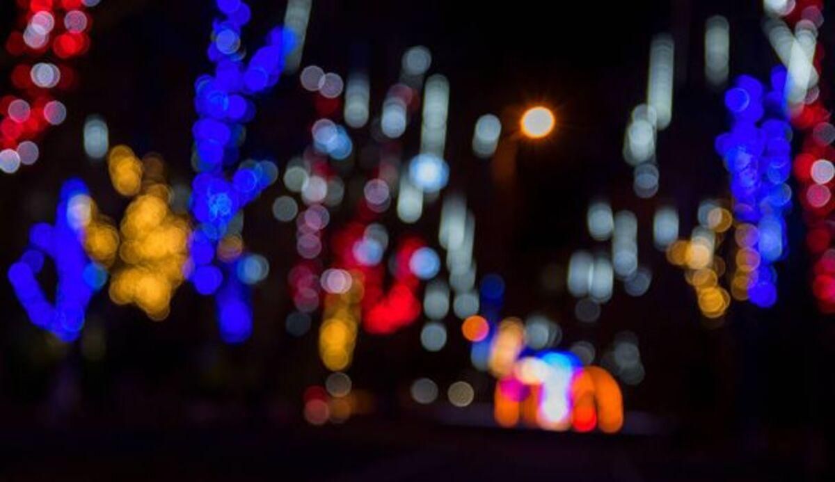 Не вмикайте в оселях миготливого чи кольорового світла вночі, – поліція Рівненщини - 24 Канал