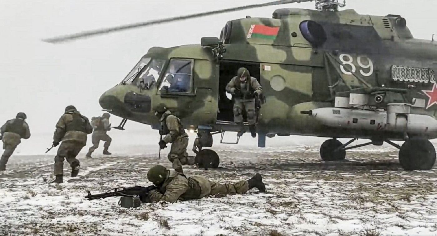 Даже фото есть: разведка опубликовала данные десантников Беларуси, которые помогают РФ в войне
