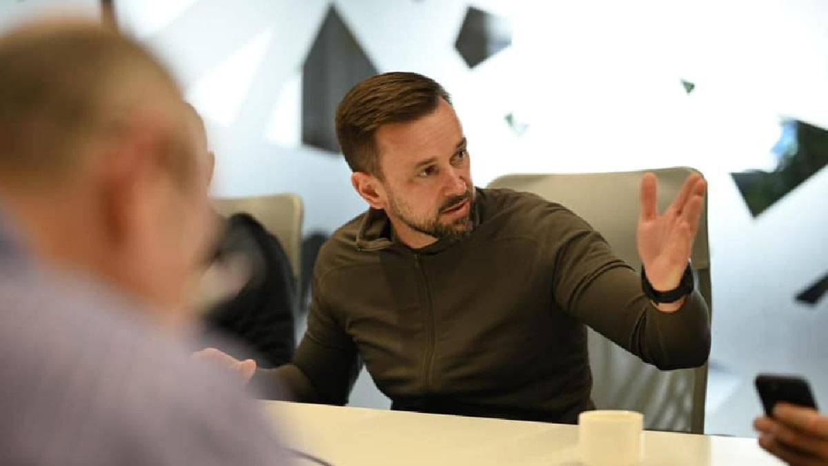 Працівників ІТ-кластеру на Закарпатті звільнять від військової служби, – голова ОВА Микита - 24 Канал Працівників ІТ-кластеру на Закарпатті звільнять від військової служби, – голова ОВА Микита - 24 Канал