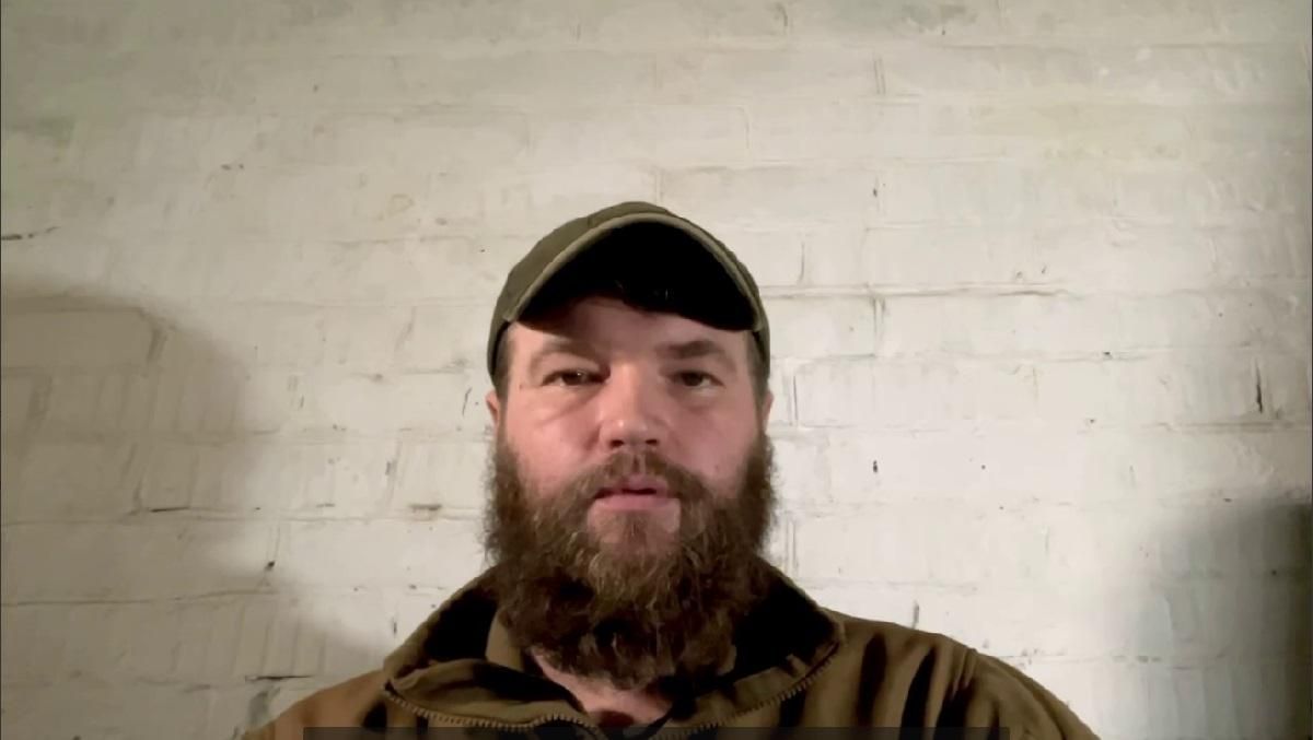 Заместитель комбата "Азова" рассказал об обычном дне защитника Мариуполя Заместитель комбата "Азова" рассказал об обычном дне защитника Мариуполя