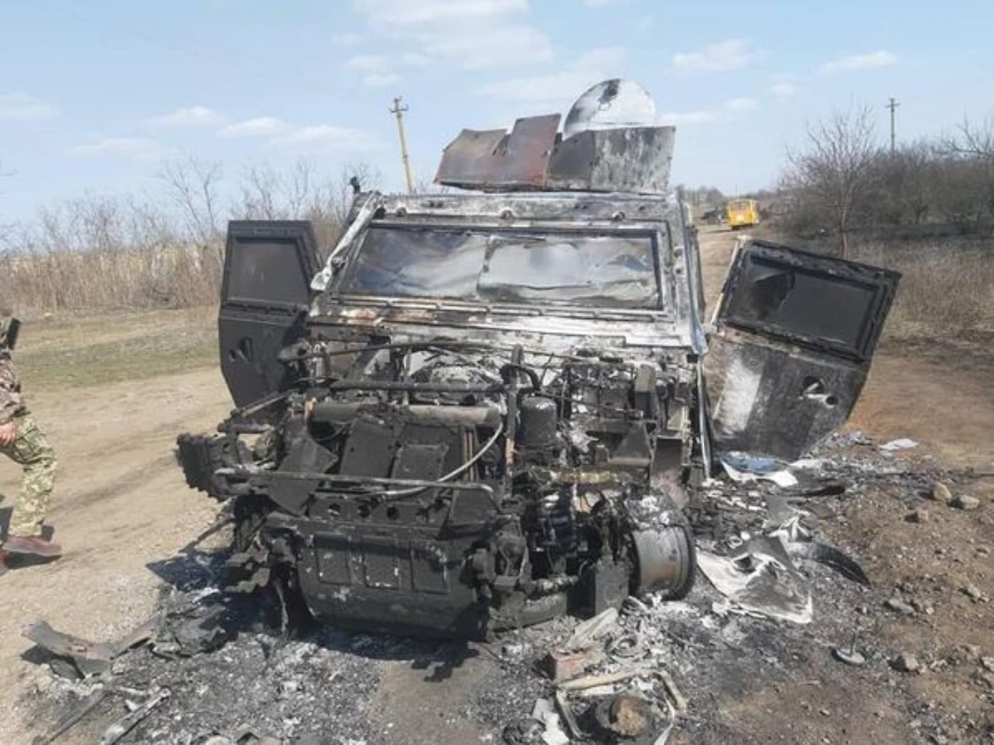 Новости украины на 03.04 24. Подбитая украинская техника в Мариуполе. Уничтоженная Российская техника в Мариуполе. Разбитая техника ВСУ Мариуполь.