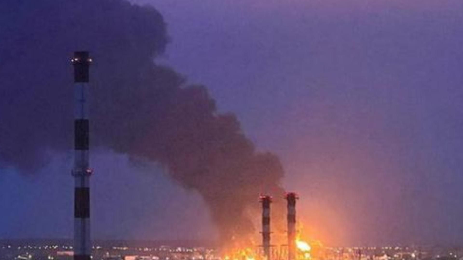 На видео хорошо видно, что это не Ми-24, – военный эксперт об ударе по нефтебазе в Белгороде На видео хорошо видно, что это не Ми-24, – военный эксперт об ударе по нефтебазе в Белгороде