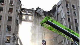 Число жертв в результате авиаудара по Николаевской ОВА растет каждый час: уже известно о 28