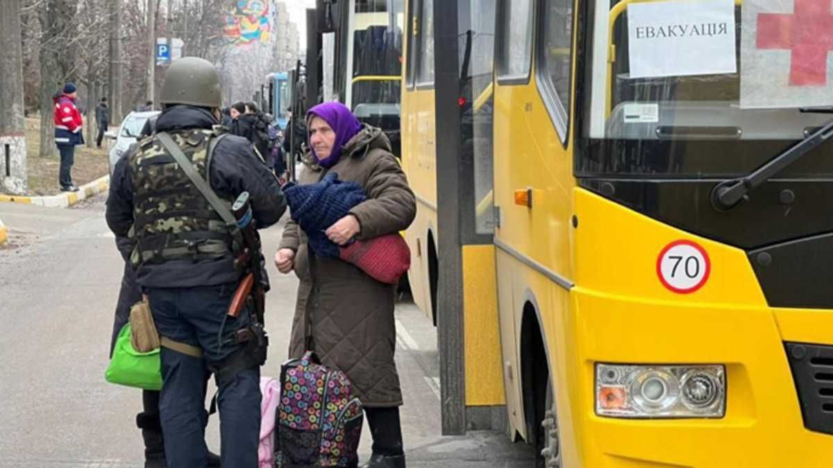 В Лисичанске россияне заминировали трассу, по которой ехал эвакуационный автобус