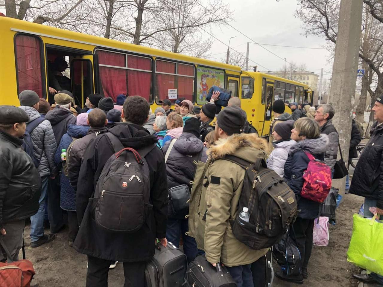 Сколько человек удалось эвакуировать из Луганщины 1 апреля
