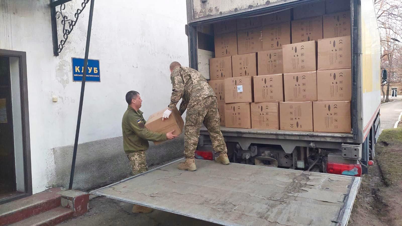 До медзакладів Дніпра доправлено 350 тисяч масок - 24 Канал До медзакладів Дніпра доправлено 350 тисяч масок - 24 Канал