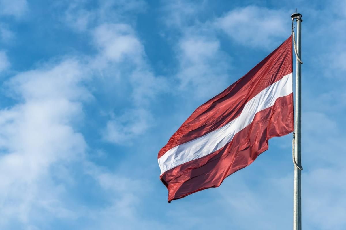 Латвия прекратит выдачу вида на жительство гражданам России и Беларуси Латвия прекратит выдачу вида на жительство гражданам России и Беларуси