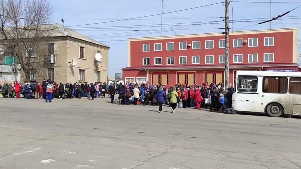 Це не масово, – Гайдай про виїзд людей з Луганщини у Росію - 24 Канал Це не масово, – Гайдай про виїзд людей з Луганщини у Росію - 24 Канал