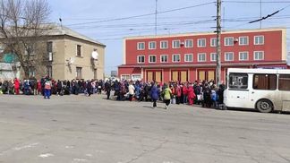 Это не массово, – Гайдай о выезде людей из Луганской области в Россию