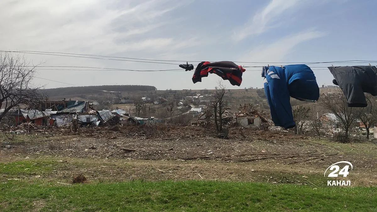 Фоторепортаж із Харківщини під час війни Фоторепортаж із Харківщини під час війни