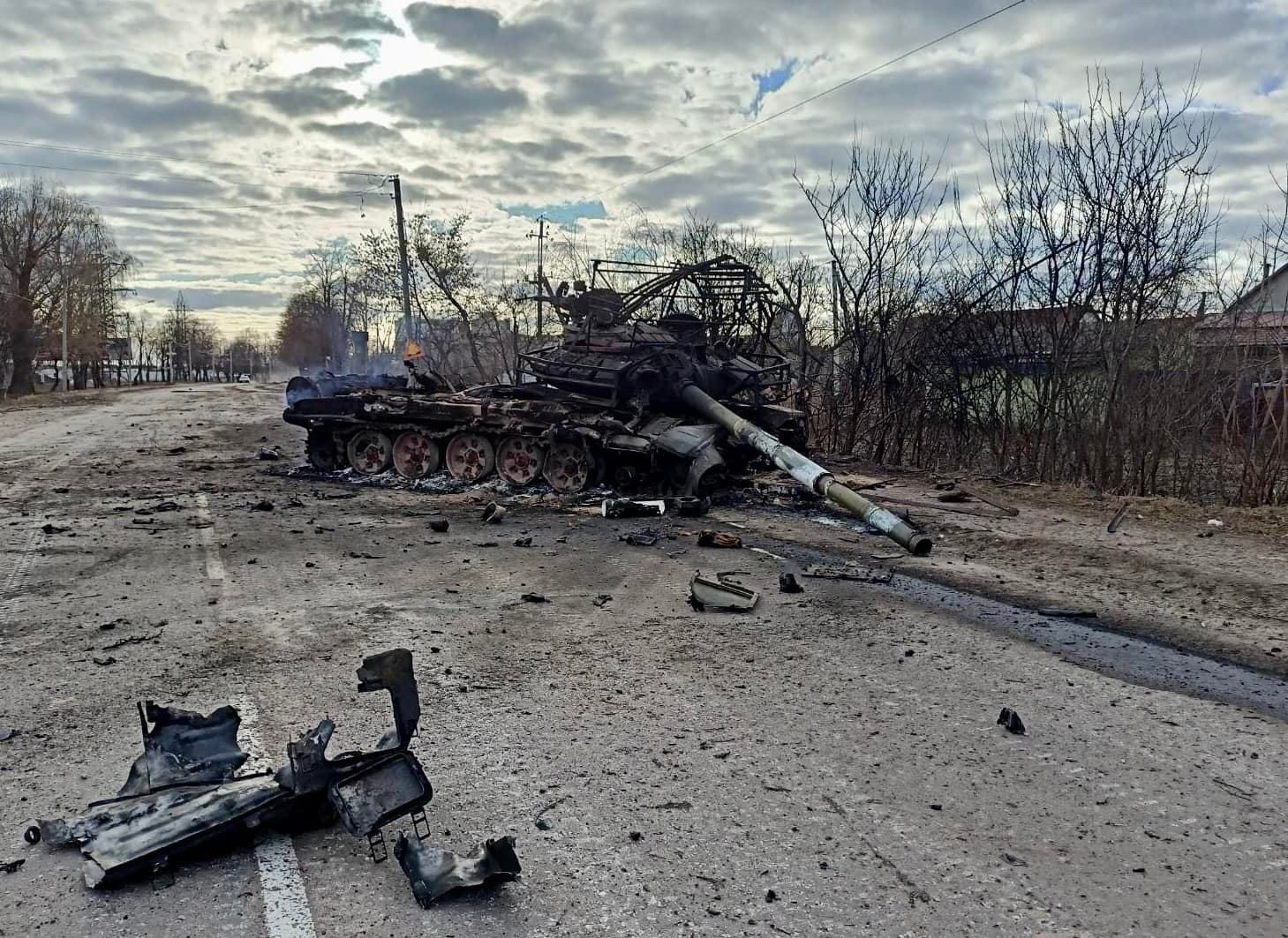 Утилизация оккупантов: 2 БТГр 200-й бригады России практически уничтожены в Харькове Утилизация оккупантов: 2 БТГр 200-й бригады России практически уничтожены в Харькове