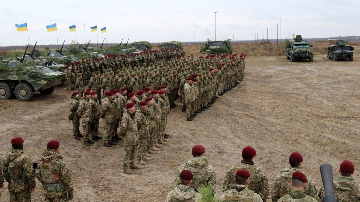 Командування ДШВ відповіло на панічні публікації про те, що українських військових "не бережуть" - 24 Канал