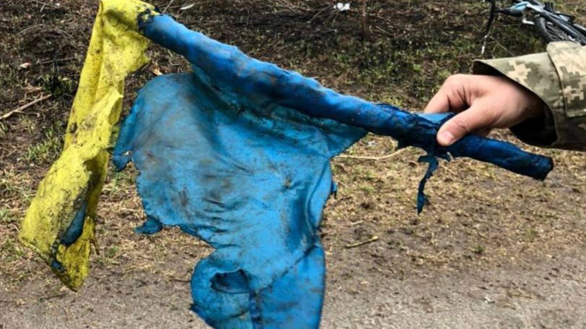 Оккупантов отправили на "концерт Кобзона": бойцы ВСУ спасли украинский флаг Оккупантов отправили на "концерт Кобзона": бойцы ВСУ спасли украинский флаг