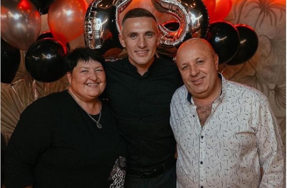 Закатували й вбили: старосту Мотижина Ольгу Сухенко, її чоловіка та сина знайшли мертвими - 24 Канал Закатували й вбили: старосту Мотижина Ольгу Сухенко, її чоловіка та сина знайшли мертвими - 24 Канал