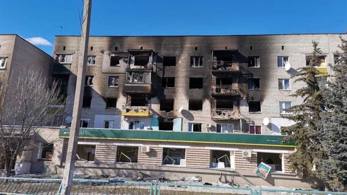 Можуть бути поховані живцем: в Ізюмі під завалами досі є люди, але росіяни нікого не пускають - 24 Канал Можуть бути поховані живцем: в Ізюмі під завалами досі є люди, але росіяни нікого не пускають - 24 Канал