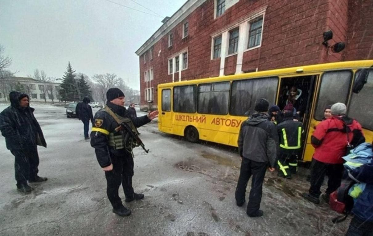 Продолжится эвакуация из Мариуполя в Запорожье, – Верещук о гуманитарных коридорах 3 апреля - 24 Канал