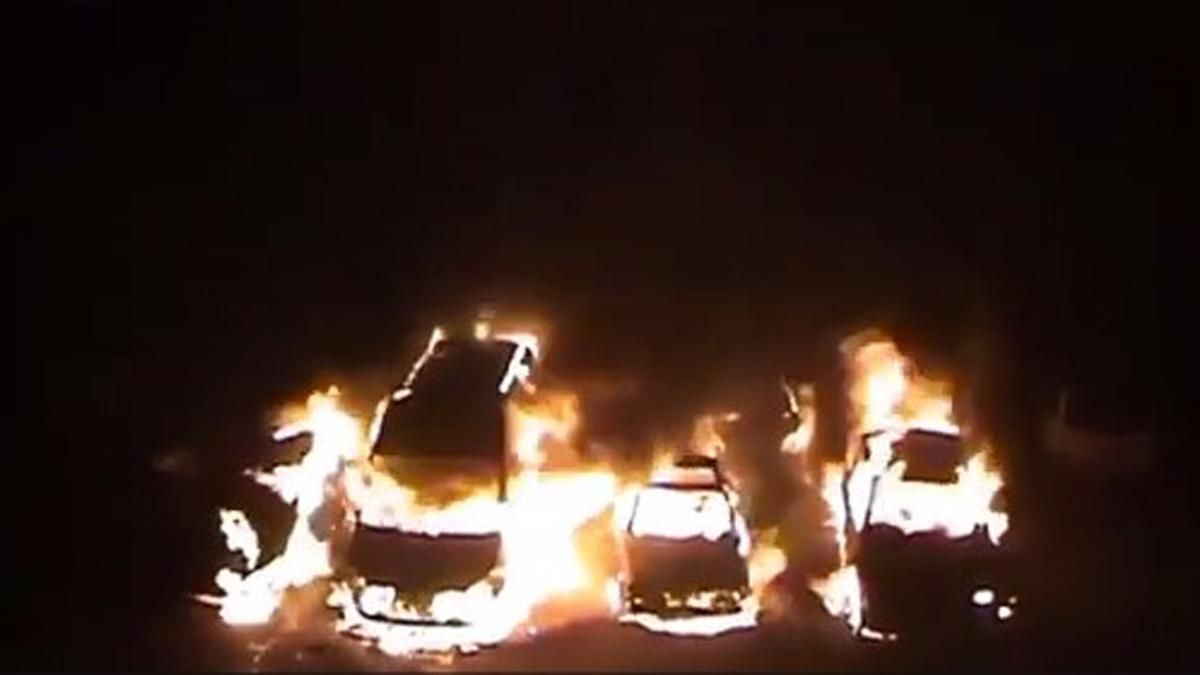 Під Москвою згоріли 4 автівки керівництва центру спецоперацій ФСБ, – Казанський - 24 Канал