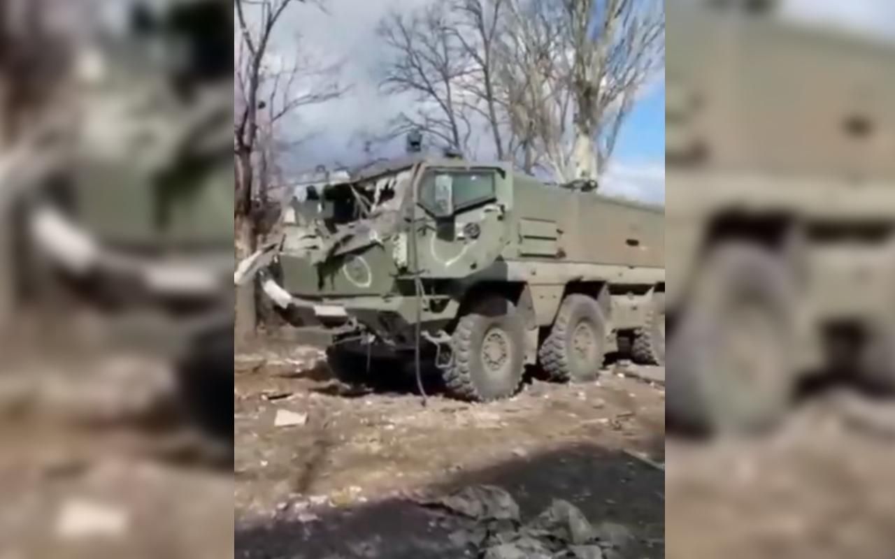 ЗСУ показали розгромлену російську техніку в Маріуполі - 24 Канал