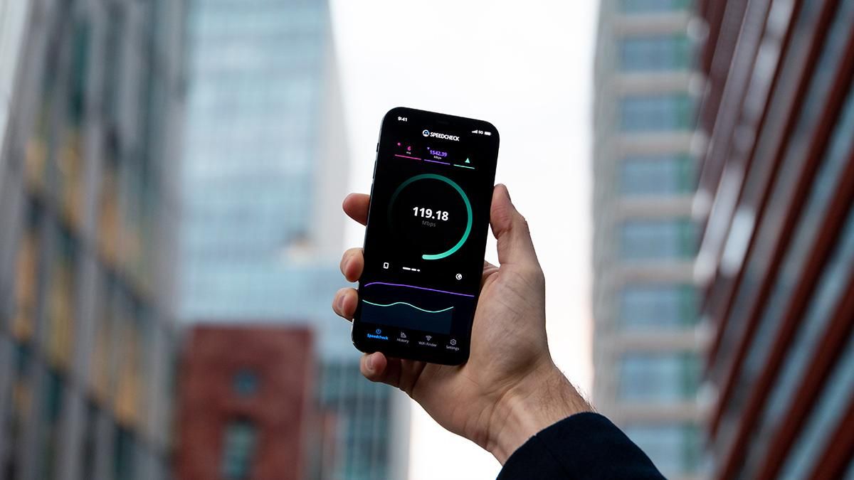 Минцифры планирует построить в Украине наземную станцию Starlink Минцифры планирует построить в Украине наземную станцию Starlink