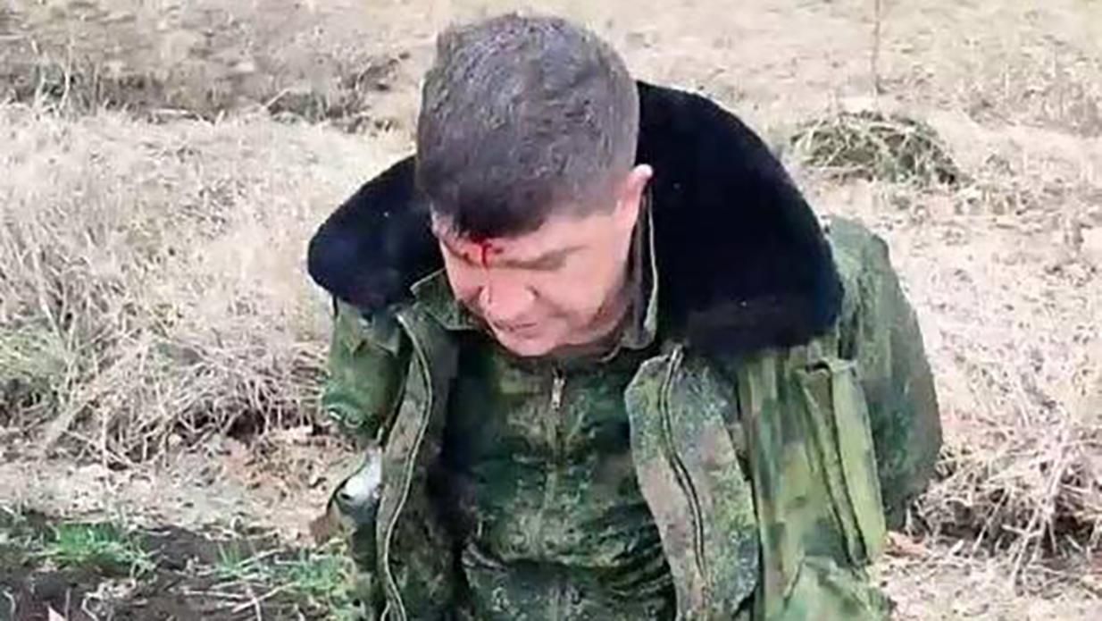 Таганрогский летчик: фото сбитого над Изюмом оккупанта Таганрогский летчик: фото сбитого над Изюмом оккупанта