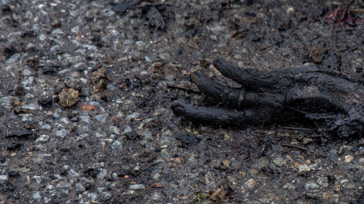 У вбитих дітей зв'язані руки, у дівчат розірвані геніталії: звірства росіян на Київщині шокують - 24 Канал У вбитих дітей зв'язані руки, у дівчат розірвані геніталії: звірства росіян на Київщині шокують - 24 Канал