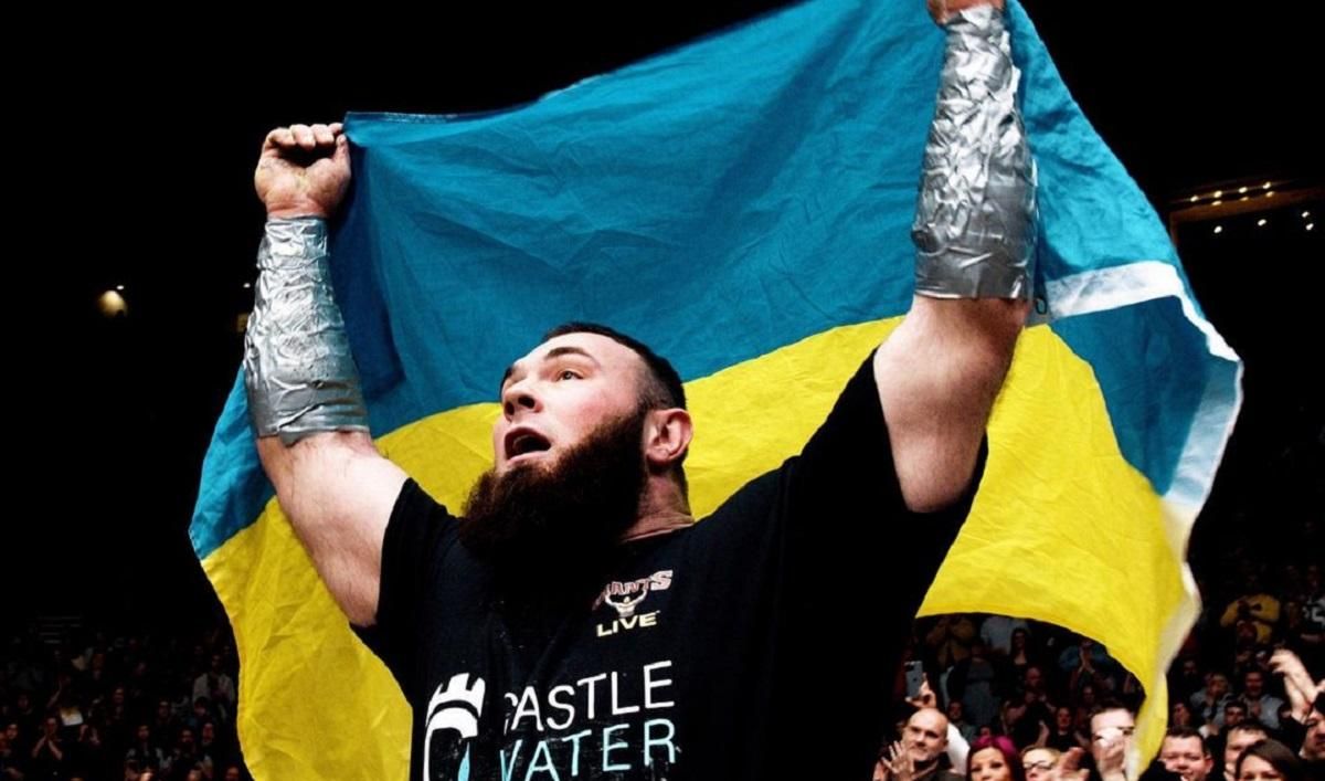 Сильнейший в Европе: стронгмен Новиков почтил погибших украинцев минутой молчания