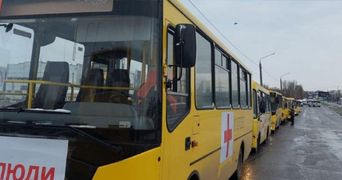 4 апреля украинцев продолжат эвакуировать: где запланированы гумкоридоры