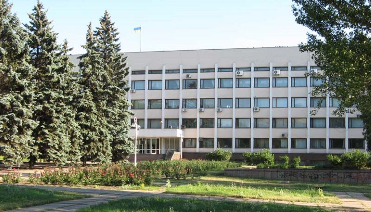 В Мариуполе депутаты проголосовали за приостановку деятельности российских партий В Мариуполе депутаты проголосовали за приостановку деятельности российских партий