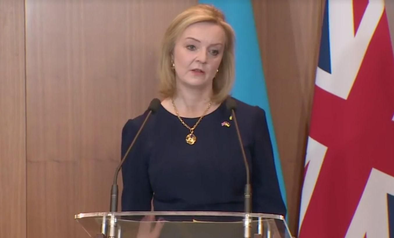 Найгірше вже сталося, тому санкції мають бути жорстокішими, – глава МЗС Британії Трасс - 24 Канал Найгірше вже сталося, тому санкції мають бути жорстокішими, – глава МЗС Британії Трасс - 24 Канал