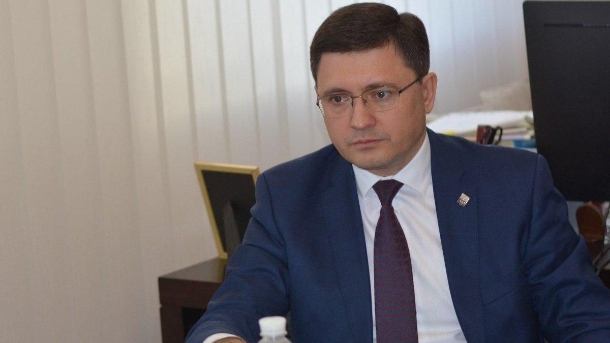 Окупанти знищили всі наші автобуси, якими ми планували вивозити людей, – мер Маріуполя Бойченко - 24 Канал Окупанти знищили всі наші автобуси, якими ми планували вивозити людей, – мер Маріуполя Бойченко - 24 Канал