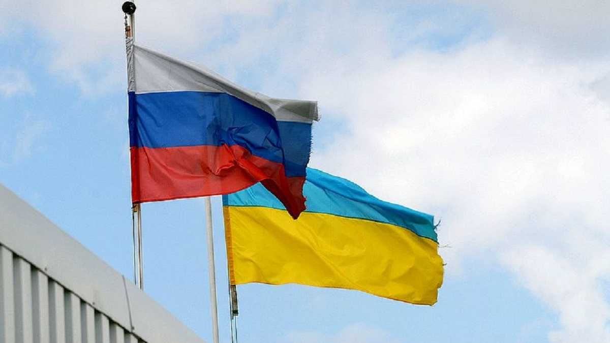 Погрожують відрахуванням: у Мелітополі студентів змушують навчатися російською - 24 Канал