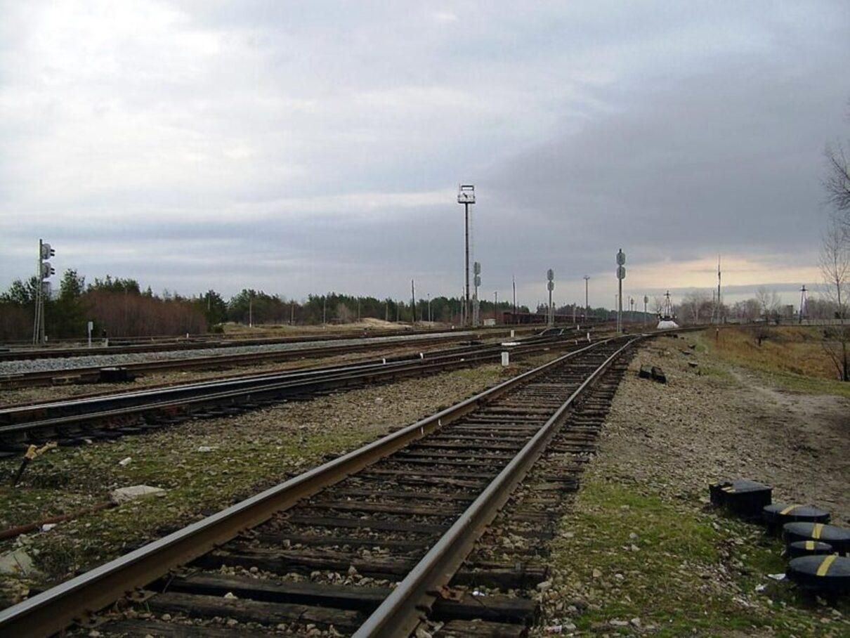 Ворожі "прильоти" у Краматорську: пошкоджено залізничне полотно - 24 Канал Ворожі "прильоти" у Краматорську: пошкоджено залізничне полотно - 24 Канал