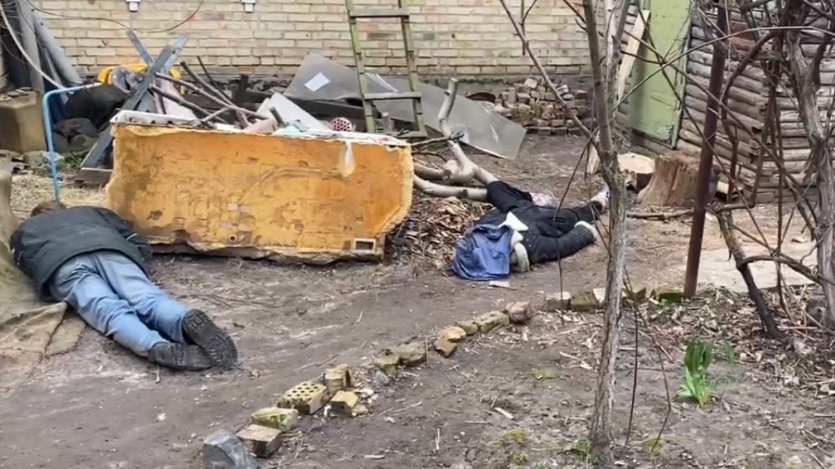 Кількість жертв значно більша: у Бучі тіла людей знаходять щодня - 24 Канал Кількість жертв значно більша: у Бучі тіла людей знаходять щодня - 24 Канал