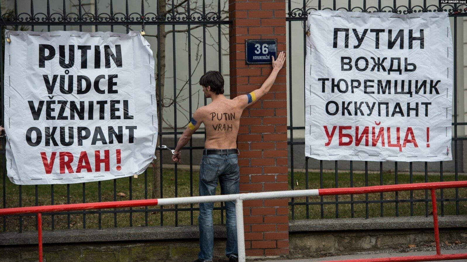 Сколько детей должны убить орки, – евродепутат остро выступил за жесткие санкции против России Сколько детей должны убить орки, – евродепутат остро выступил за жесткие санкции против России