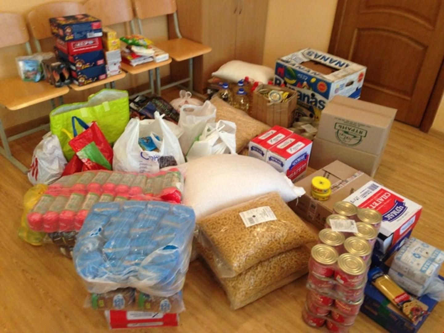 Для прифронтових міст сформують 12 мільйонів продуктових наборів - 24 Канал Для прифронтових міст сформують 12 мільйонів продуктових наборів - 24 Канал