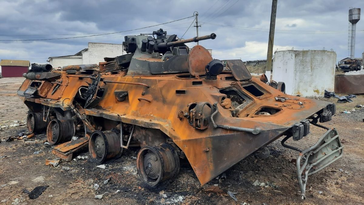 Одну БТГр уничтожили, другую – отвели прочь: российские бригады терпят колоссальные потери Одну БТГр уничтожили, другую – отвели прочь: российские бригады терпят колоссальные потери