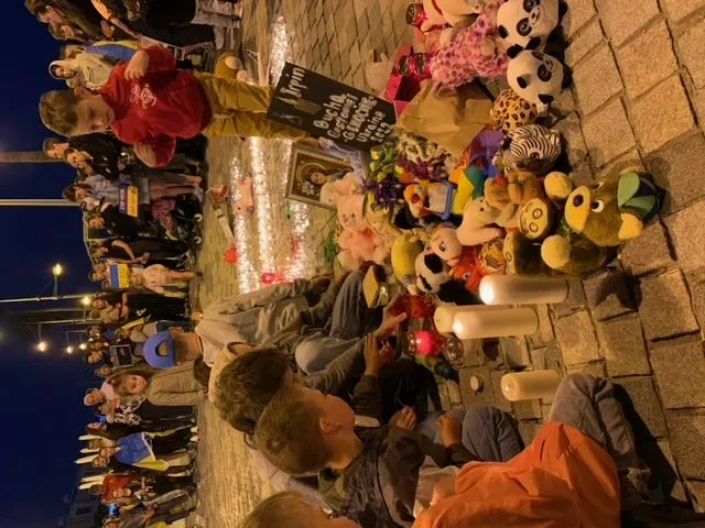 На акцію принесли багато дитячих іграшок На акцію принесли багато дитячих іграшок