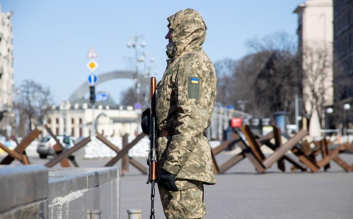 Київ залишається ласою здобиччю для ворога, але ЗСУ контролюють кордони області, – КМДА - 24 Канал