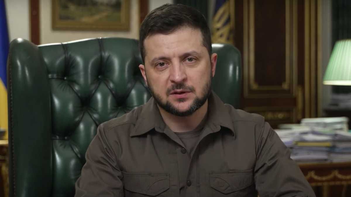 Фирменный почерк оккупантов, – Зеленский о ракетных ударах по гражданским объектам и нефтебазам Фирменный почерк оккупантов, – Зеленский о ракетных ударах по гражданским объектам и нефтебазам