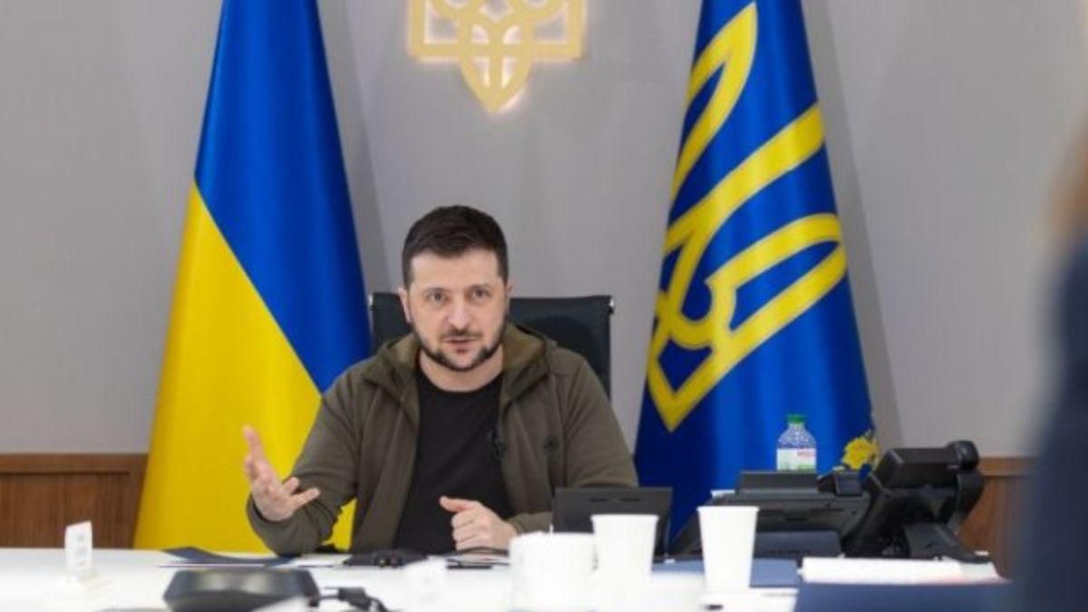 Уже не могу видеть какие-либо сомнения и нерешительность, – Зеленский об антироссийских санкциях Уже не могу видеть какие-либо сомнения и нерешительность, – Зеленский об антироссийских санкциях