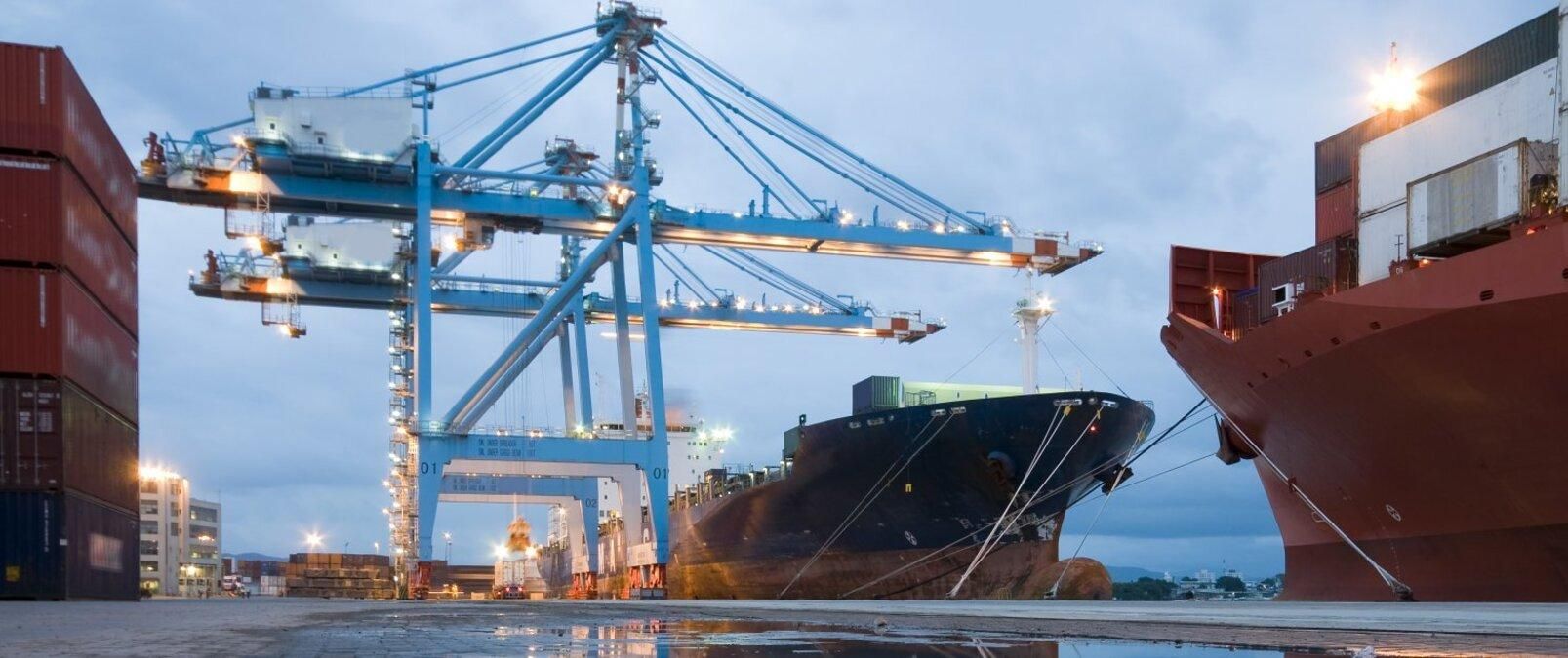 Домінікана засудила атаку росіян на їхнє судно у Маріуполі: його повністю знищено - 24 Канал Домінікана засудила атаку росіян на їхнє судно у Маріуполі: його повністю знищено - 24 Канал