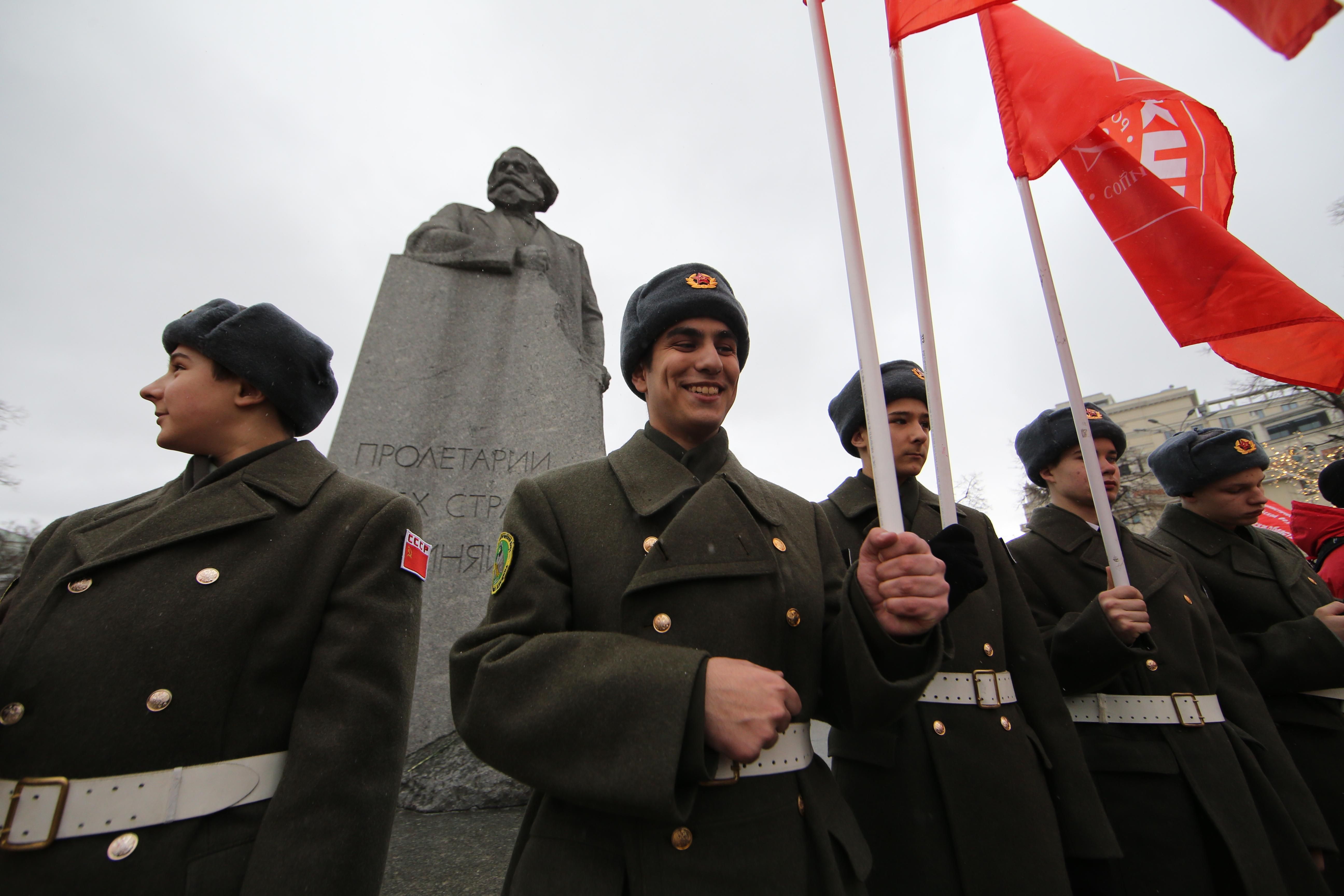 Месть украинцам за то, что россияне неудачники – оппозиционер Гудков о зверствах в Украине - 24 Канал