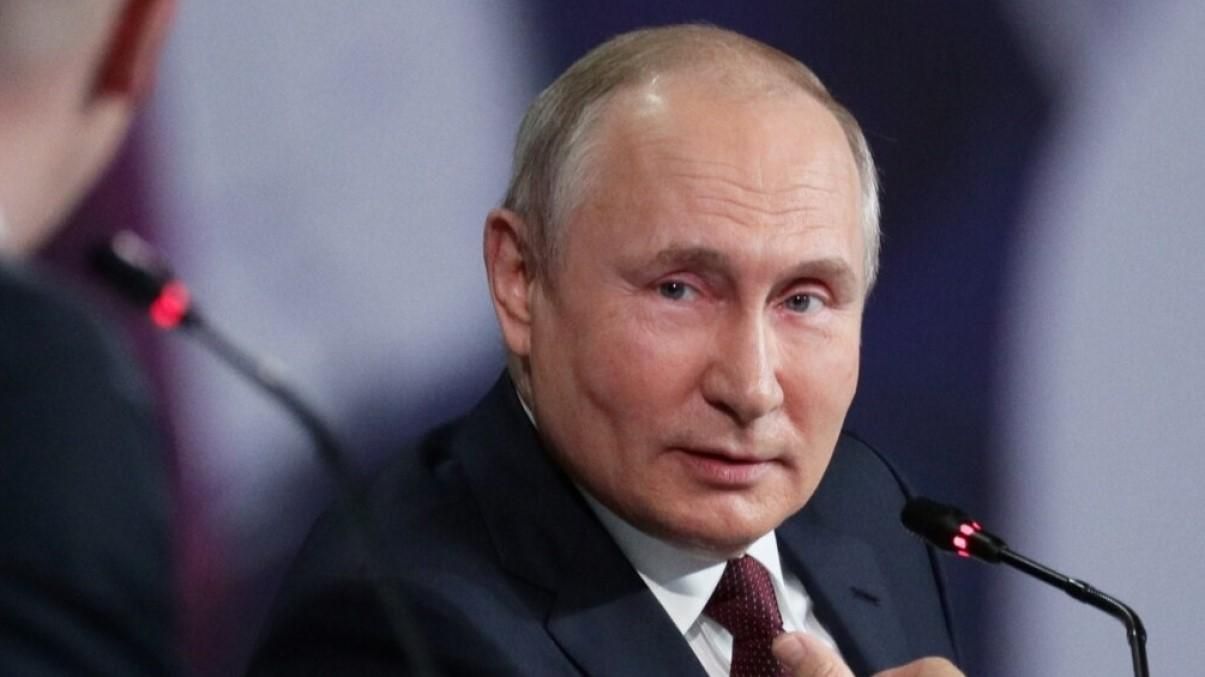 Немає невинних росіян, вони всі – "тепла ванна" для Путіна, – історик - 24 Канал Немає невинних росіян, вони всі – "тепла ванна" для Путіна, – історик - 24 Канал