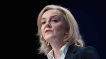 Идем дальше, чтобы искалечить военную машину Путина, – Британия о новых санкциях против России