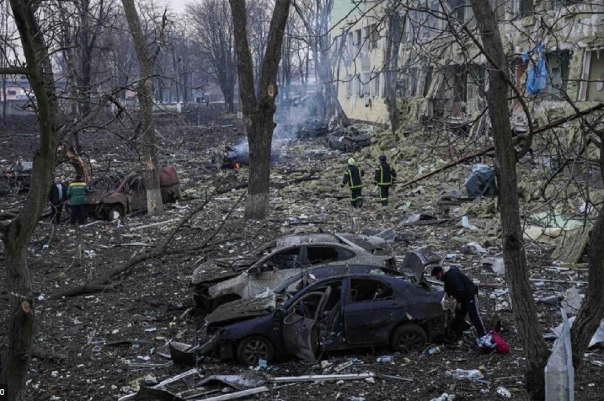 Мер Маріуполя закликав світ ввести ембарго на паливо з Росії, щоб зупинити геноцид українців - 24 Канал Мер Маріуполя закликав світ ввести ембарго на паливо з Росії, щоб зупинити геноцид українців - 24 Канал
