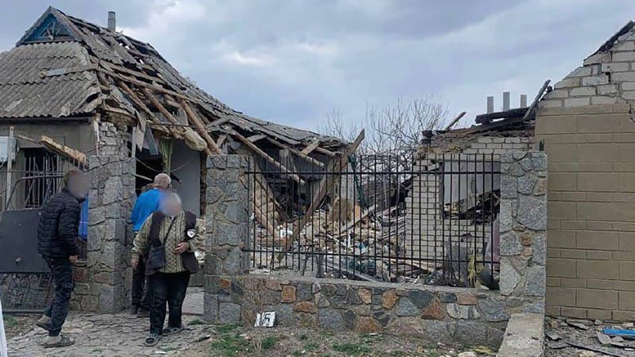 Селище Комишувате на Запоріжжі обстріляли забороненими касетними боєприпасами - 24 Канал